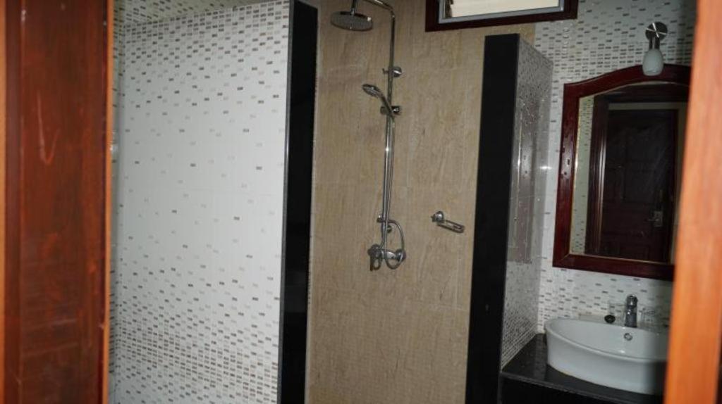 Vansana Hotel Vang Vieng Dış mekan fotoğraf