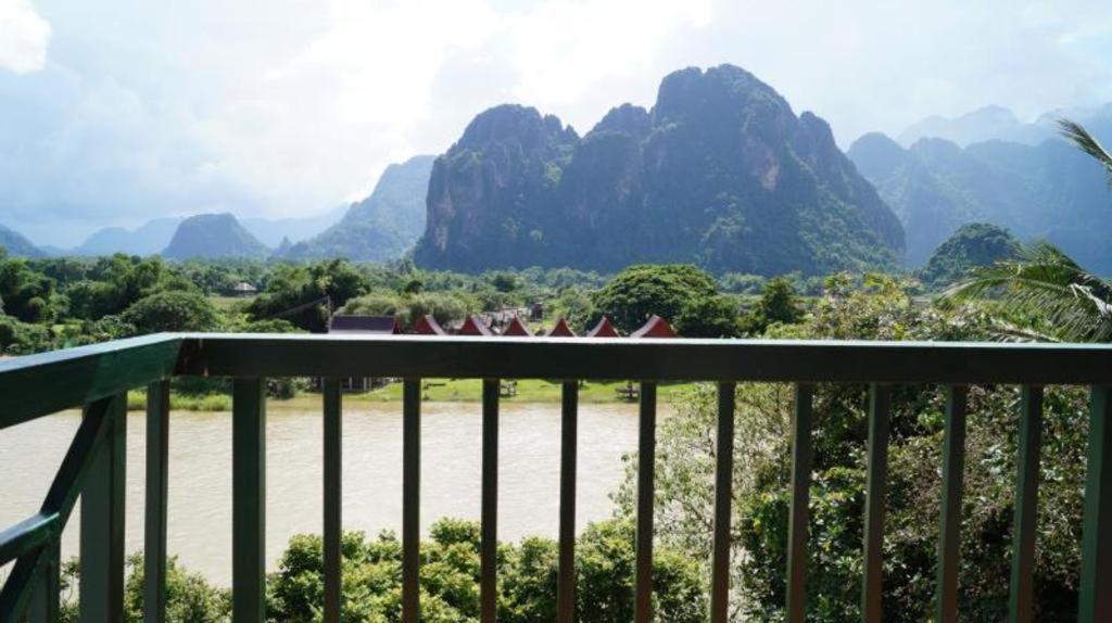 Vansana Hotel Vang Vieng Dış mekan fotoğraf