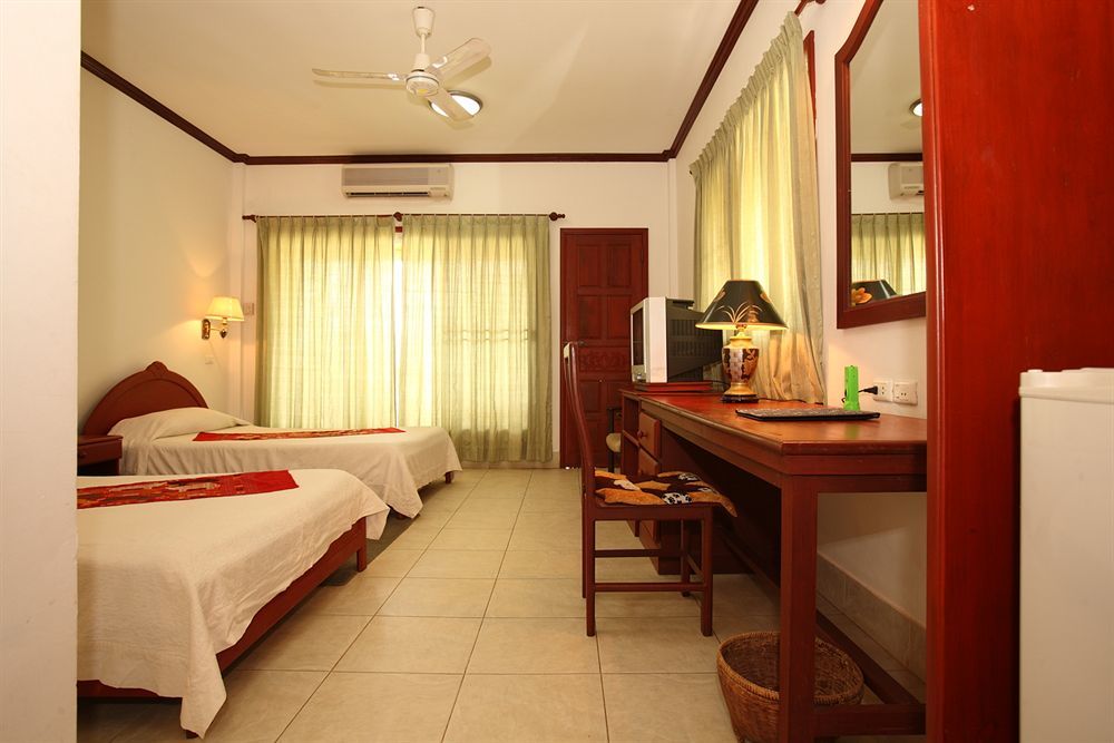 Vansana Hotel Vang Vieng Dış mekan fotoğraf